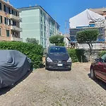 Viabai con parcheggio privato
